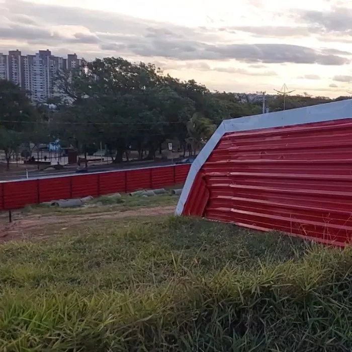 Tapume Metálico | Lauton Soluções Metálicas Tapume Metálico | Lauton Soluções Metálicas